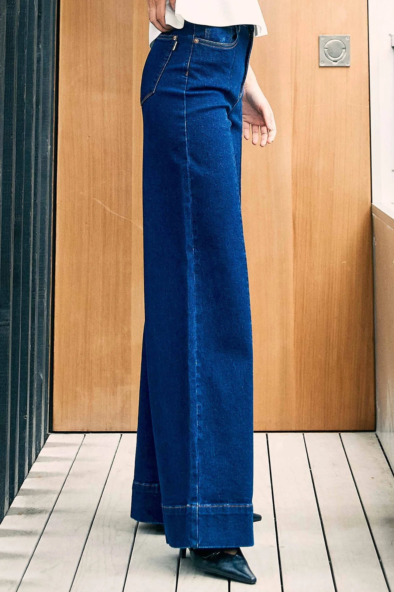 The Saylor Wide Leg Jeans